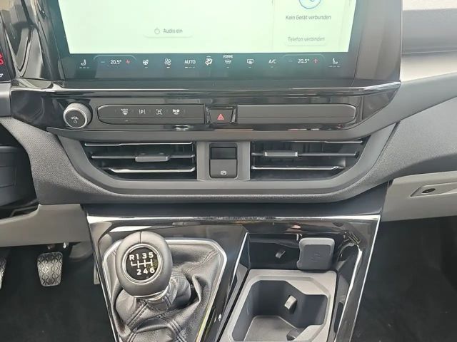 Ford Nugget