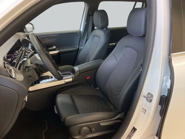 Mercedes-Benz EQB 300