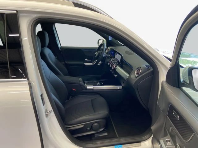 Mercedes-Benz EQB 300
