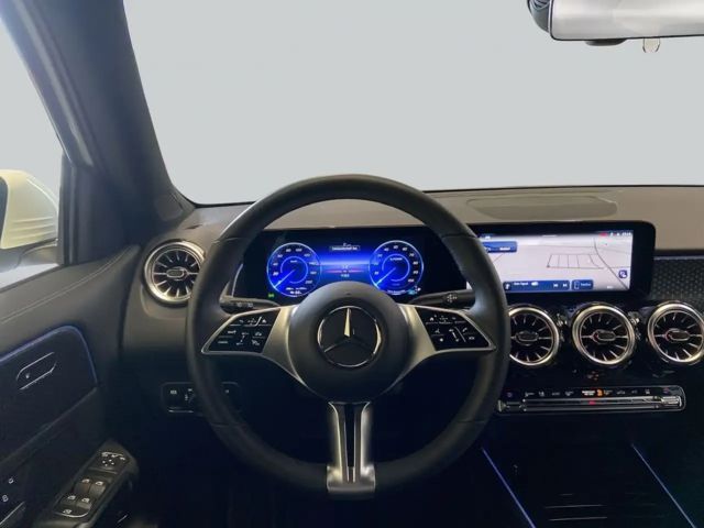 Mercedes-Benz EQB 300