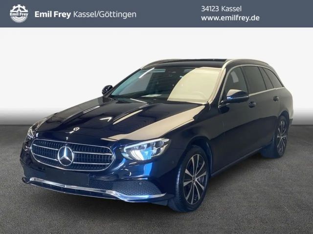 Mercedes-Benz E 300 E-Klasse 2022 Hybride / Diesel
