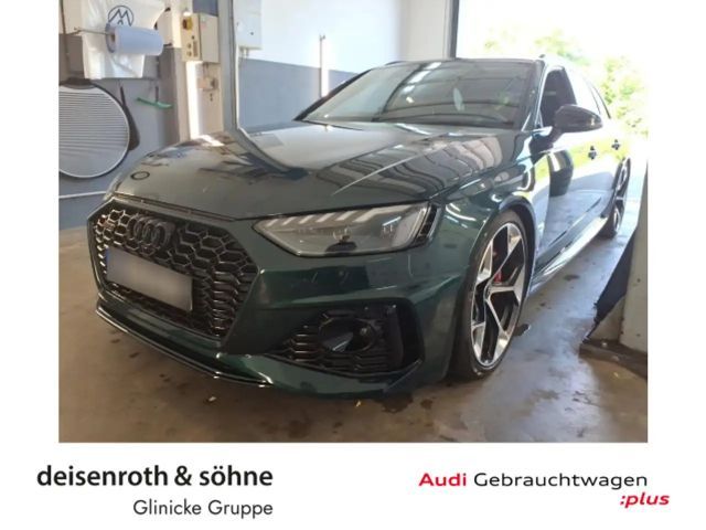 Audi RS4 Competition Plus AHK/RS-Schale/Pano/B 2023 Benzine