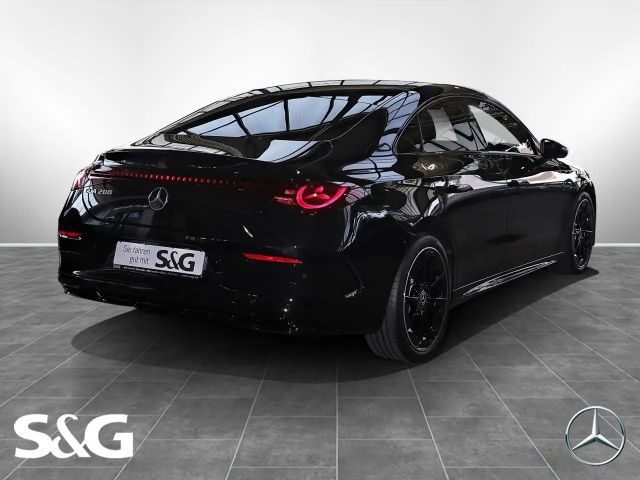 Mercedes-Benz CLA 200