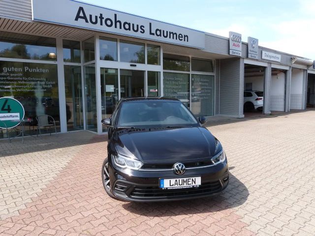 Volkswagen Polo VI 1.0 TSI OPF DSG Goal Navigation ACC LM Parklenkassistent  Rückfahrkamera 2025 Benzine
