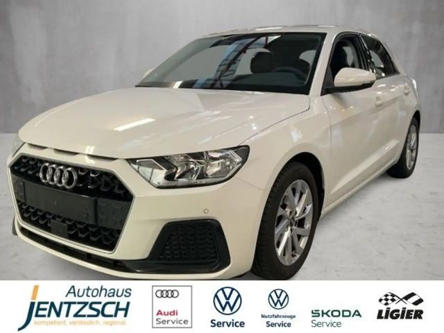 Audi A1 Sportback advanced 30 TFSI 81 2023 Benzine