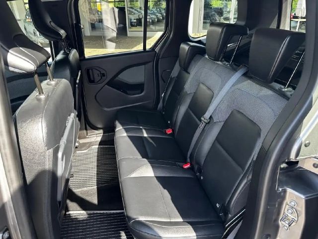 Nissan Townstar