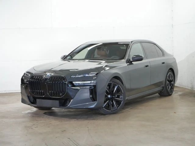 BMW i7 xDrive60 M Sportpaket, Glasdach Sky Lounge, Fond-E 2025 Elektrisch