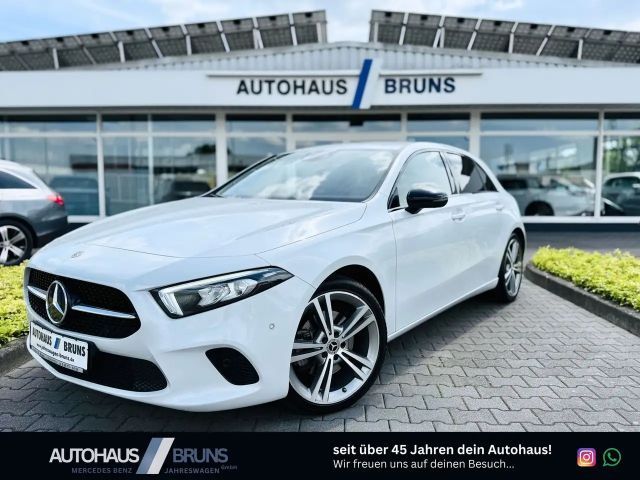 Mercedes-Benz A 220 d NIGHT PROGRESSIVE, 360°, Totw., LED, PTS, Autom, 2021 Diesel