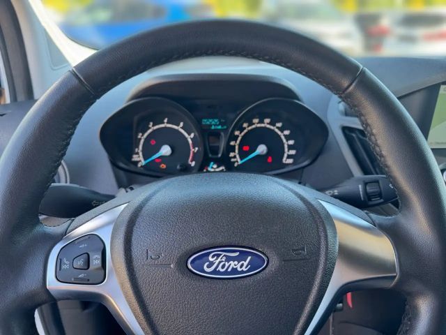 Ford Transit Courier