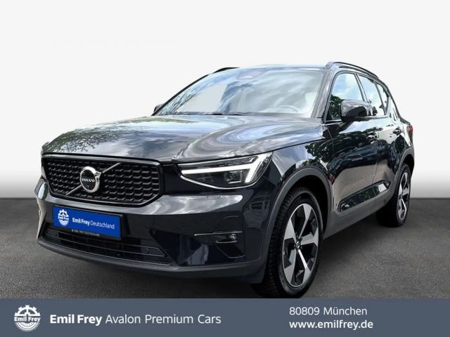 Volvo XC40 XC40 B3 B DKG Plus Dark 2025 Benzine