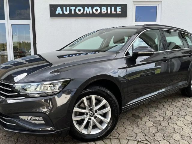 Volkswagen Passat Variant Business 2,0 TDI LED NAVI KAM ACC 2023 Diesel