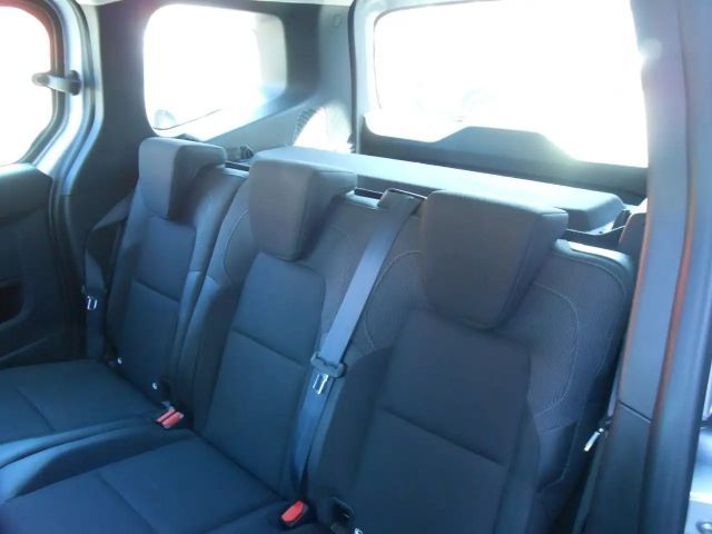 Nissan Townstar