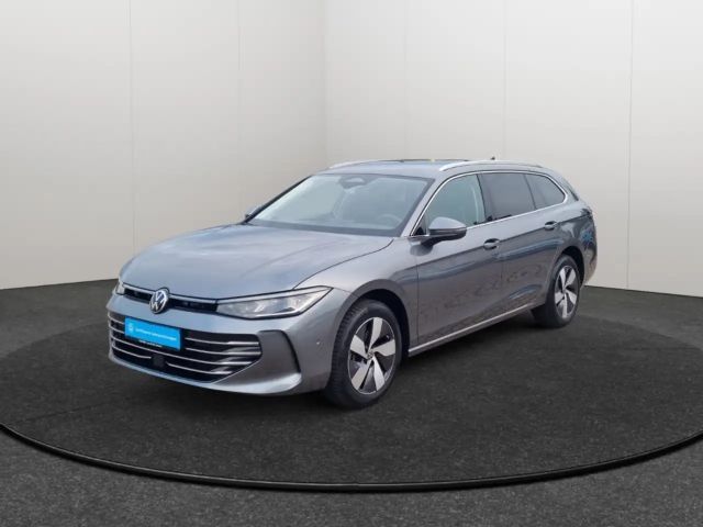 Volkswagen Passat Variant 2.0TDI DSG Elegance Matrix AHK Navi Rear View Memo 2026 Diesel