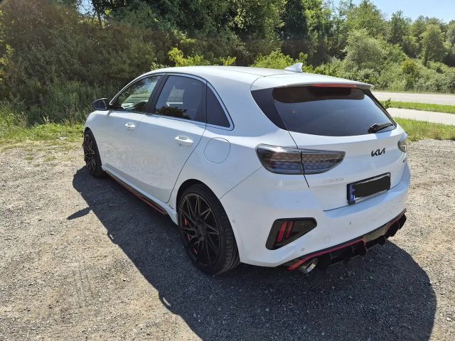 Kia Ceed / cee'd