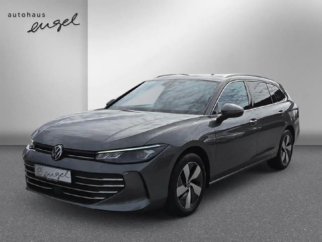 Volkswagen Passat Variant 1.5 eTSI 110 kW Business,ACC,NAVI,MASSAGE,KAMERA,L 2024 Benzine