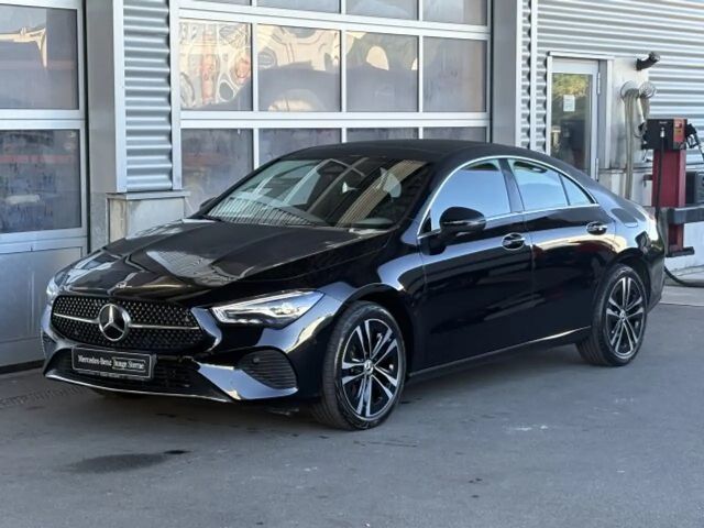 Mercedes-Benz CLA 180