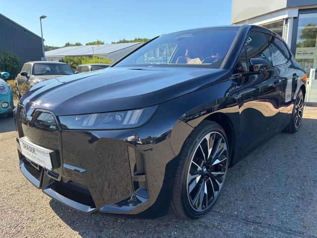 BMW iX M70 xDrive SPORTPAKET BOWERS & WILKINS 2025 Elektrisch