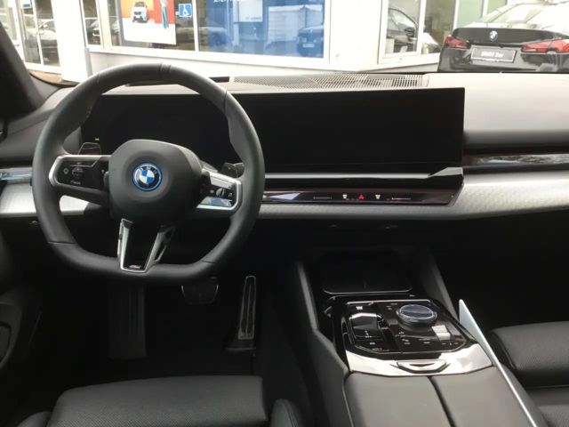BMW 550