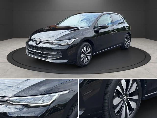 Volkswagen Golf VIII Lim. 1.5 TSI Goal LED ACC IQ-Drive 2025 Benzine