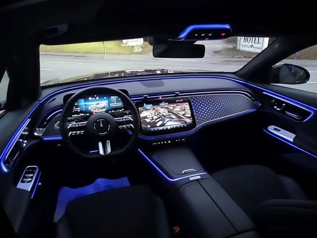 Mercedes-Benz E 220