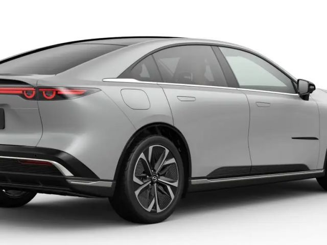 Mazda 6e
