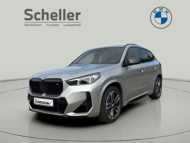 BMW X1 M35i xDrive Sportpaket Head-Up HK HiFi DAB 2024 Benzine