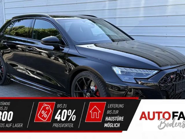 Audi RS3 Sportback 2.5l Quattro S tronic NAVI*SONOS*ParkAss 2026 Benzine