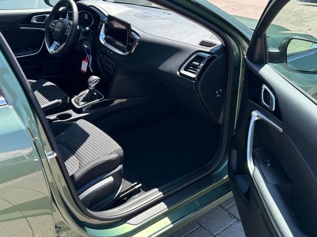 Kia Ceed / cee'd