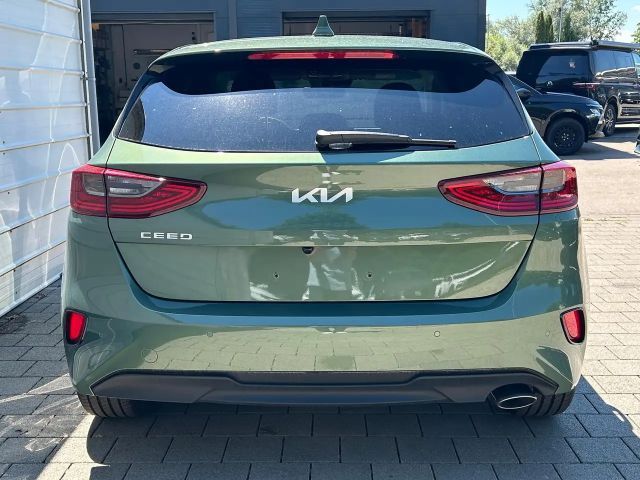 Kia Ceed / cee'd