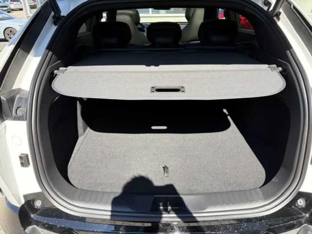 Mazda CX-6e