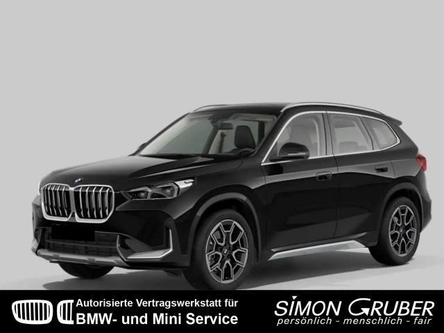 BMW X1 xDrive23i Mild-Hybrid xLine Panorama HUD LED 2025 Benzine