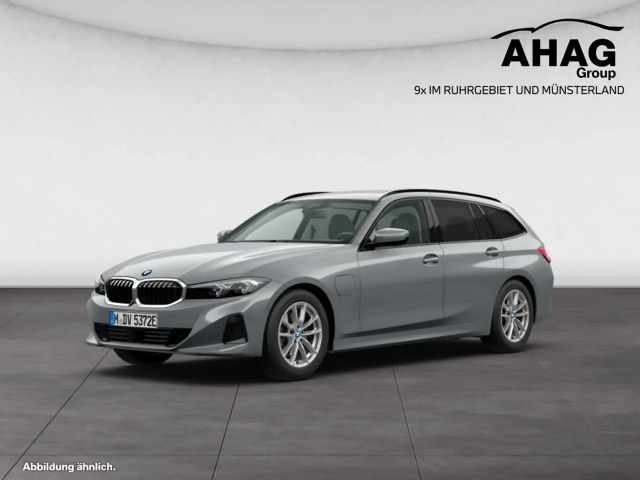 BMW 320 e Touring | HIFI | Stop&Go | Parking Assistant 2022 Hybride / Benzine