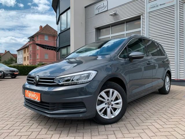 Volkswagen Touran 1.5 TSI 7 Sitzer+Massage+NAVI+RFK+ACC 2023 Benzine