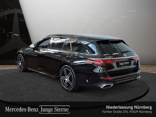 Mercedes-Benz E 220