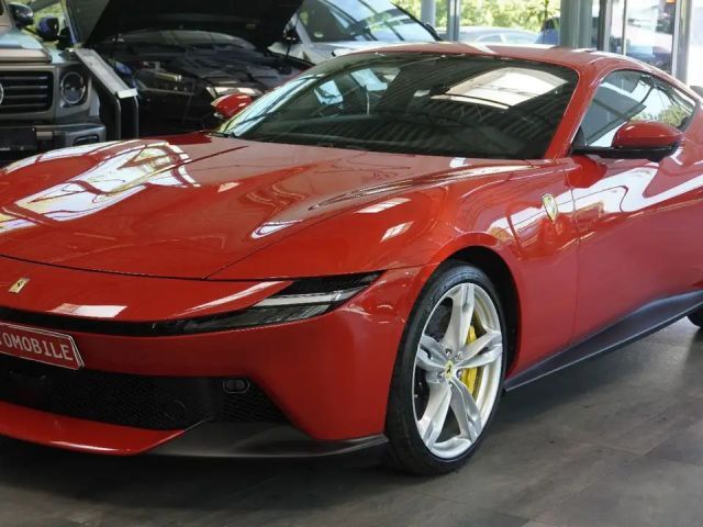 Ferrari Amalfi *Beif.DISPLAY*CARBON+LED*HIFI SOUNDSYSTEM 2026 Benzine