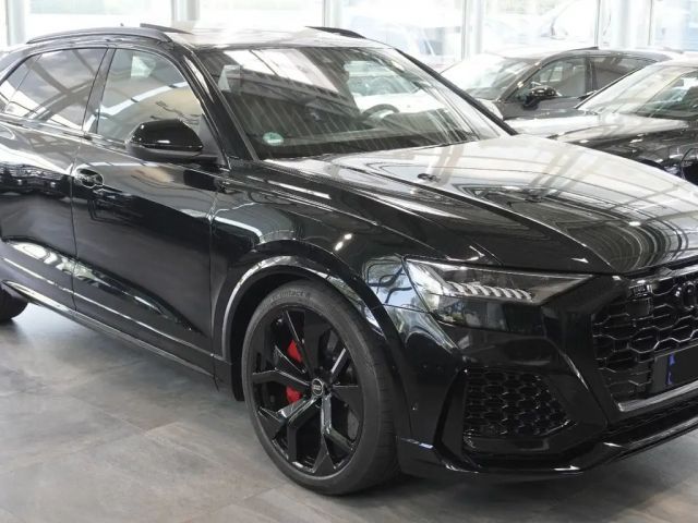 Audi RS Q8 4.0 TFSI quattro*PANO*KERAMIK*B&O*STHZ*MATR 2021 Benzine