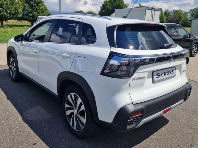 Suzuki S-Cross