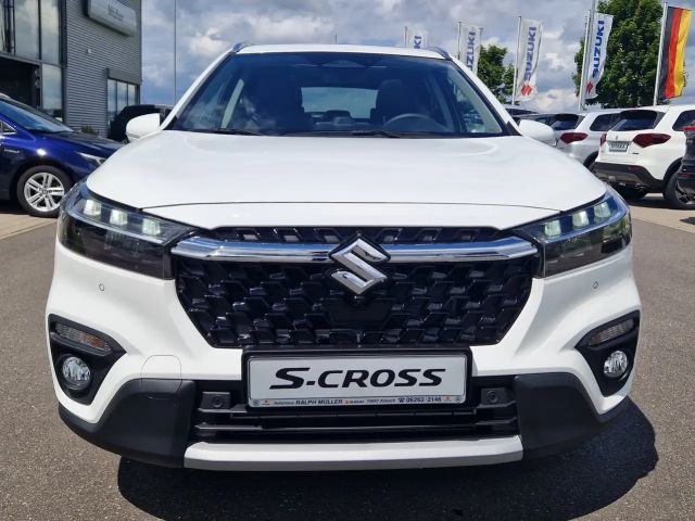 Suzuki S-Cross