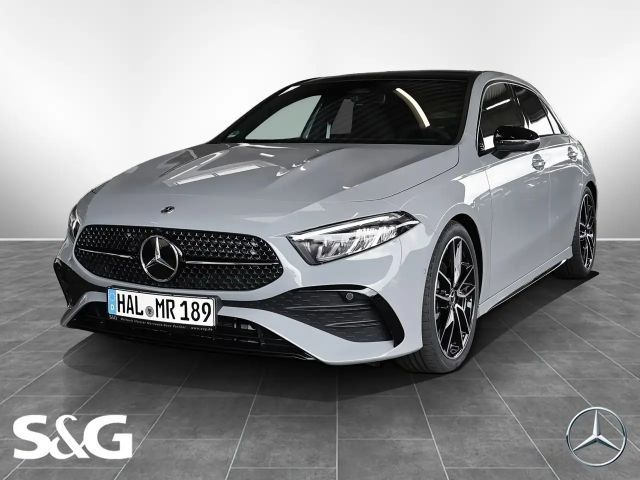 Mercedes-Benz A 180 Kompaktlimousine AMG MBUX+RüKam+LED+Pano 2026 Benzine