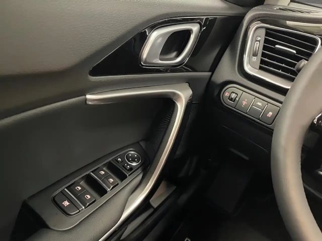 Kia Ceed / cee'd