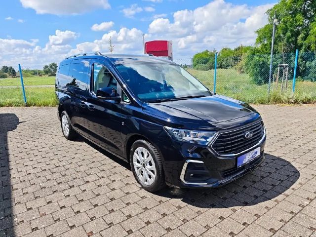 Ford Grand Tourneo