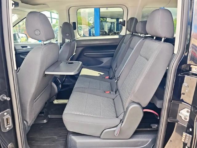 Ford Grand Tourneo