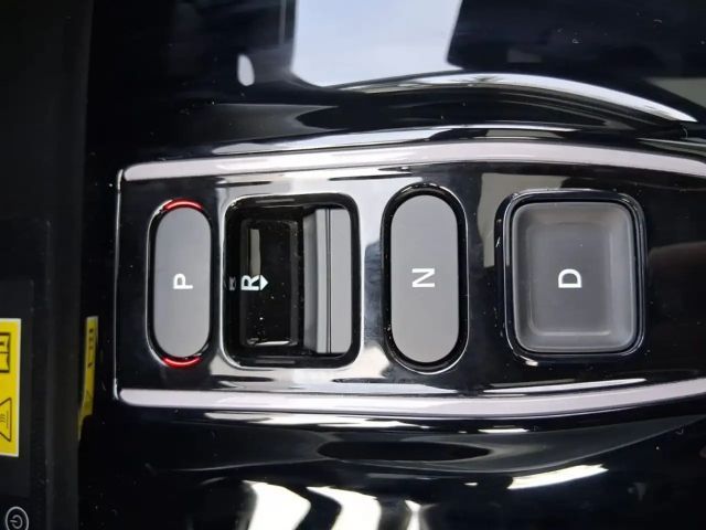 Honda e:Ny1