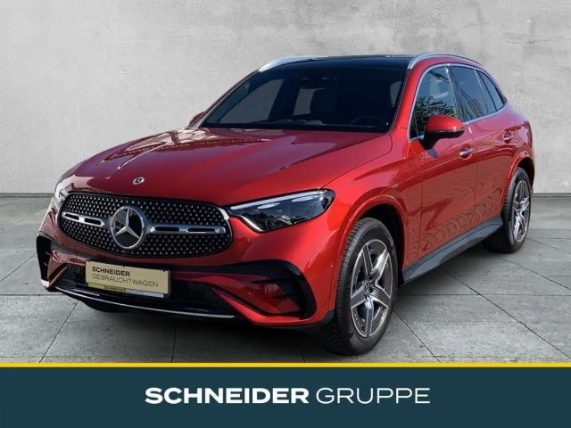 Mercedes-Benz GLC 200 4Matic AMG-LINE MBUX+KAMERA+PANO+HUD+360 2022 Benzine