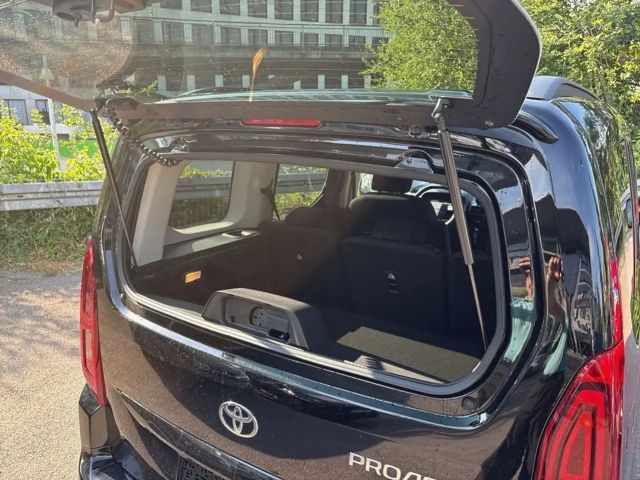 Toyota Proace City