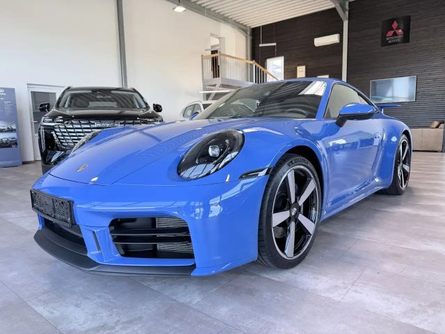 Porsche 911 Carrera Aerokit approved 2024 Benzine