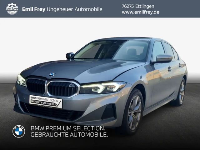 BMW 318 i Aut., Glasdach, SHZ, PDC 2023 Benzine