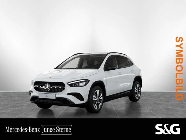 Mercedes-Benz GLA 180 Progressive NIGHT+PANO+KEYLESS+LED+18" 2025 Benzine