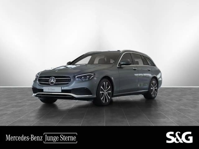 Mercedes-Benz E 300 e T AVANTGARDE AHK+KAMERA+DISTRO+MEMORY 2024 Hybride / Benzine