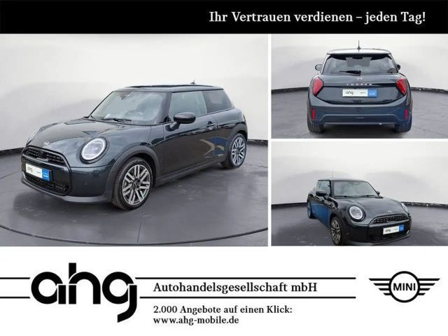 MINI Cooper C COOPER C Classic Trim *PaketM*Panorama*Navi*Kame 2025 Benzine